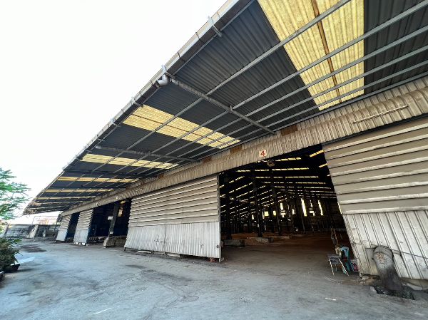 Factory for sale with buildings image