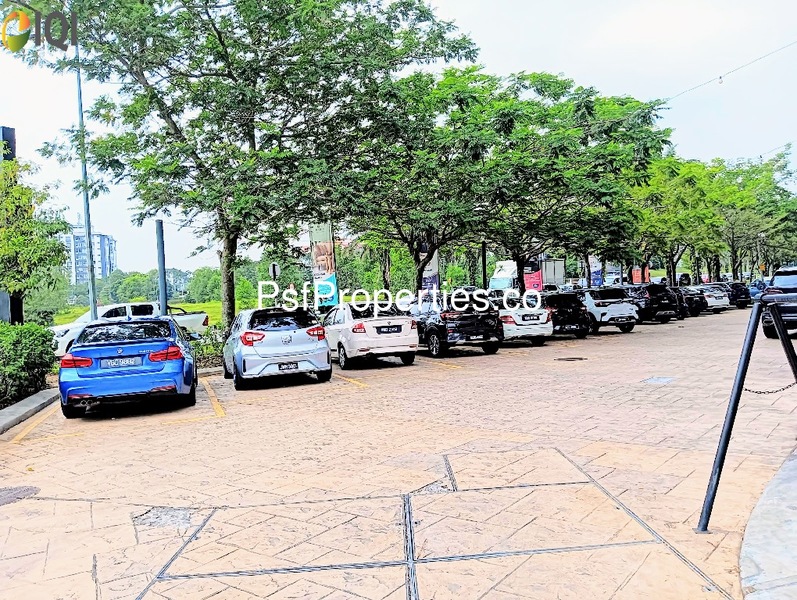 Radia Retail, Seksyen U8