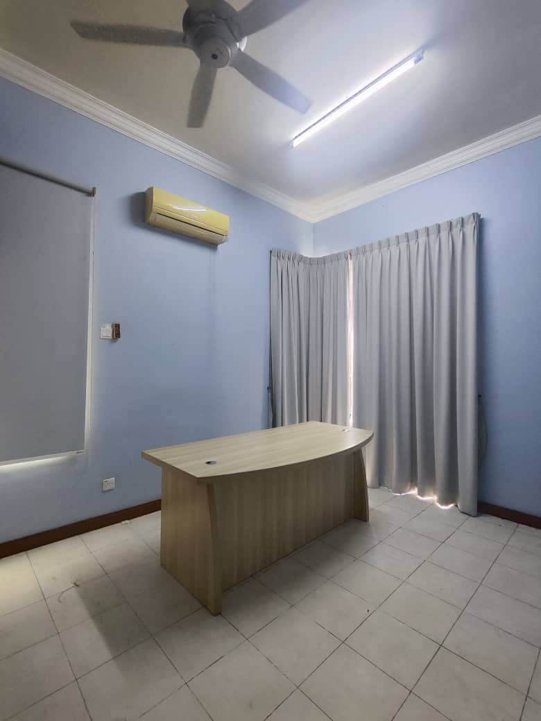 Glenmarie Cove image