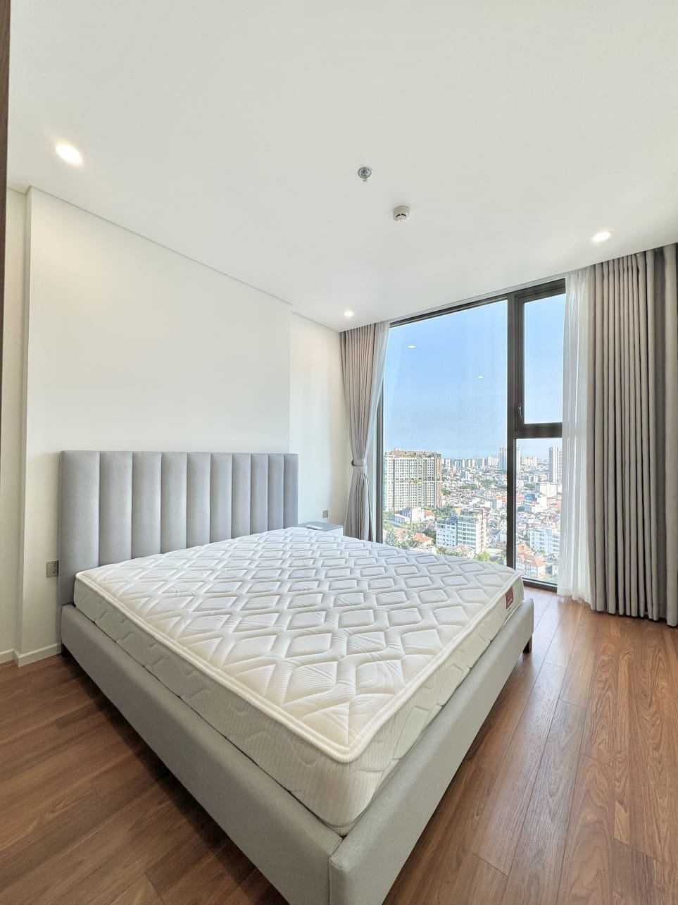 Thao Dien Green, 1 bedroom, Fully Furnished, Nice view image