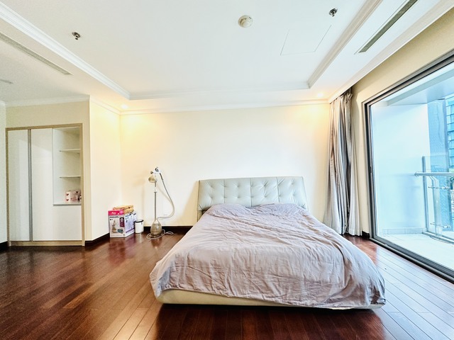 VINCOM ĐỒNG KHỞI, District 1, 4 bedrooms, Fully Furnished image