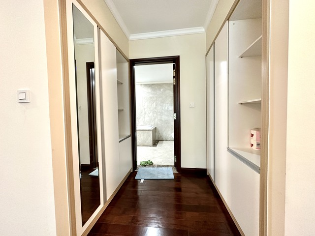 VINCOM ĐỒNG KHỞI, District 1, 4 bedrooms, Fully Furnished image