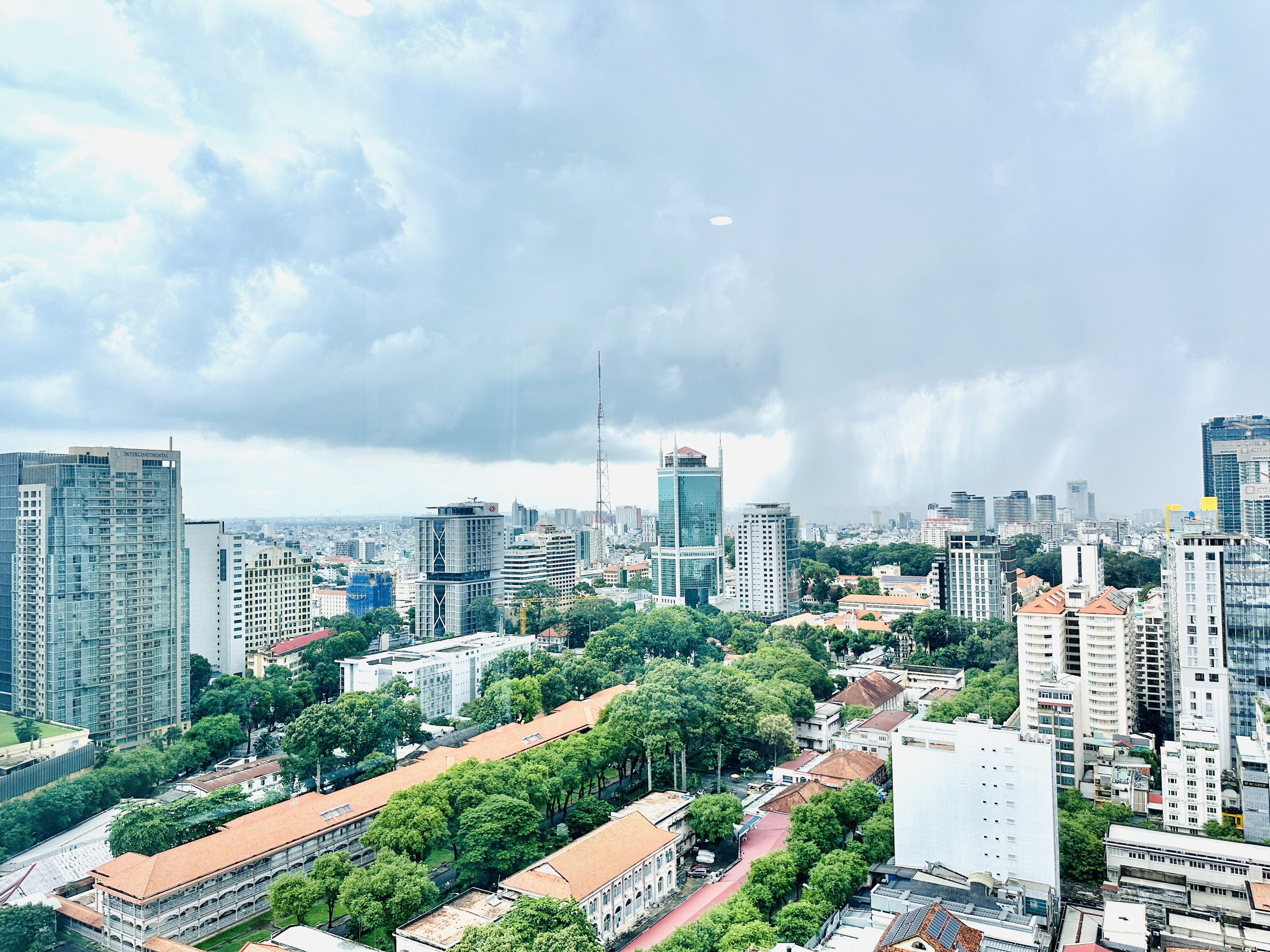 VINCOM ĐỒNG KHỞI, District 1, 4 bedrooms, Fully Finished image