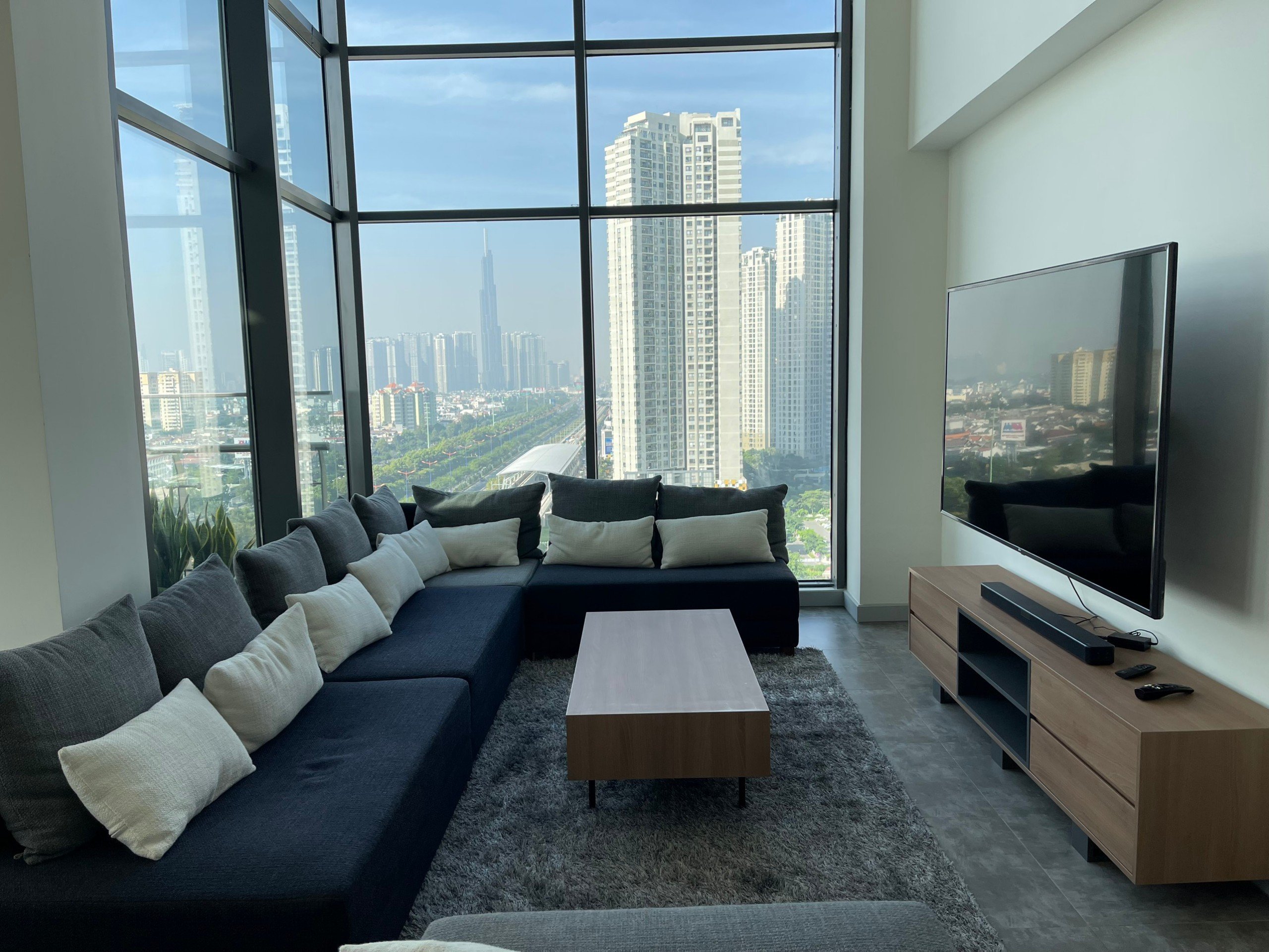 DUPLEX GATEWAY, District 2, 2 bedrooms, Fully Furnished image