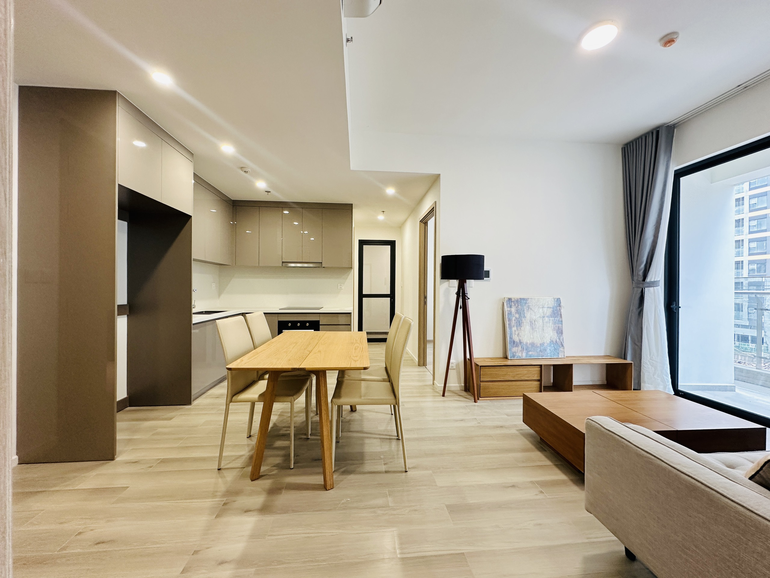 MASTERI CENTRE POINT, District 9, 2 Bedrooms, Full Furnished image