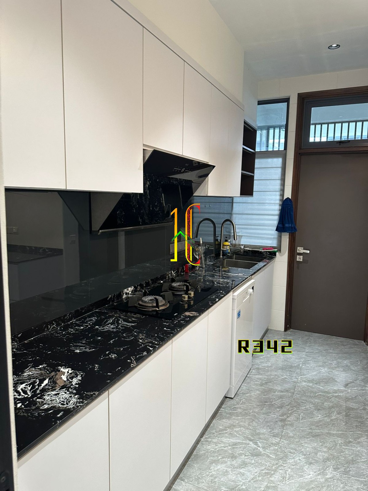 Terraza @ Eco Sanctuary image