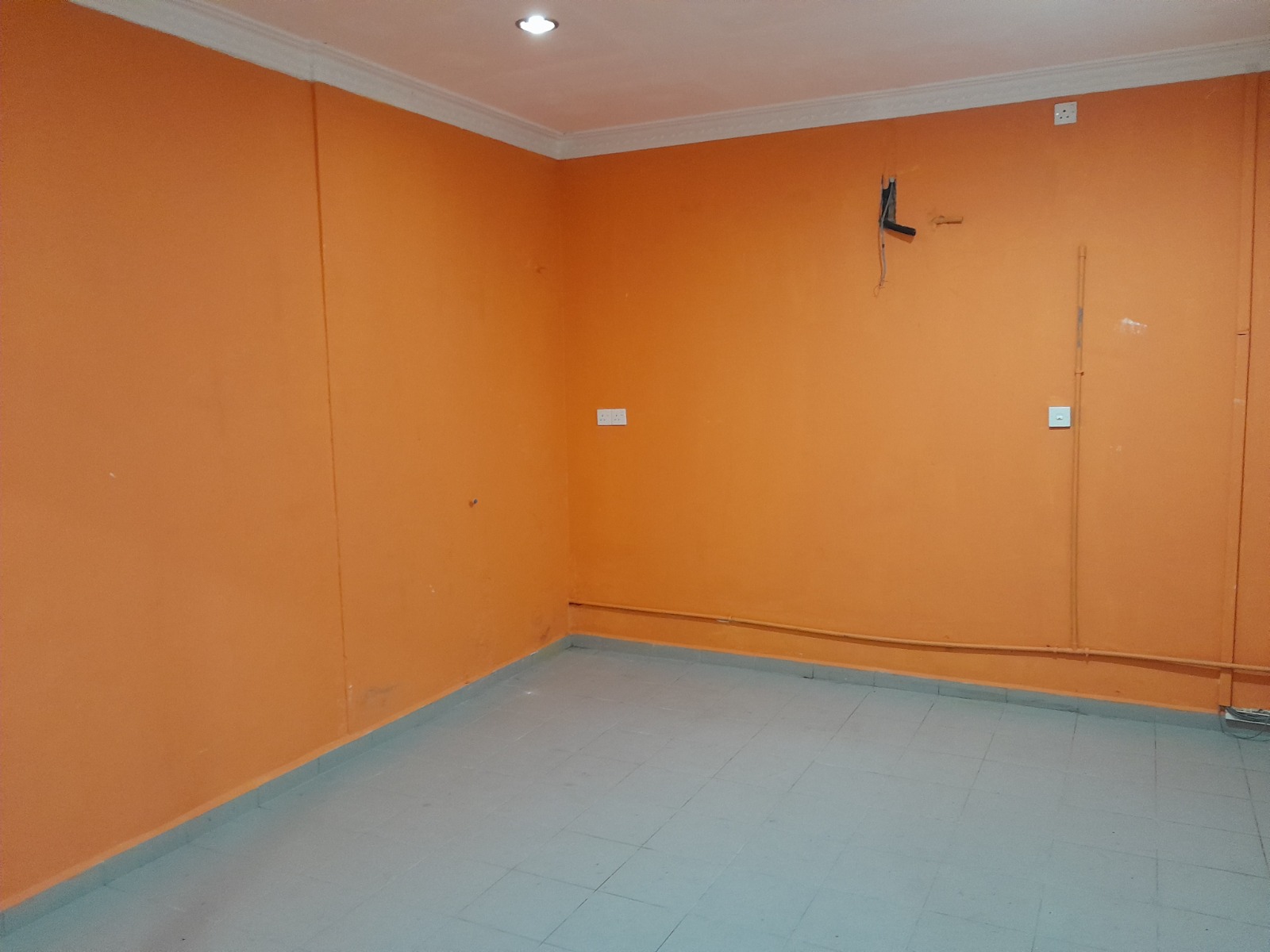 Taman Tasik Ayer Keroh Renovated Ground Floor Shop Lot for Rent image