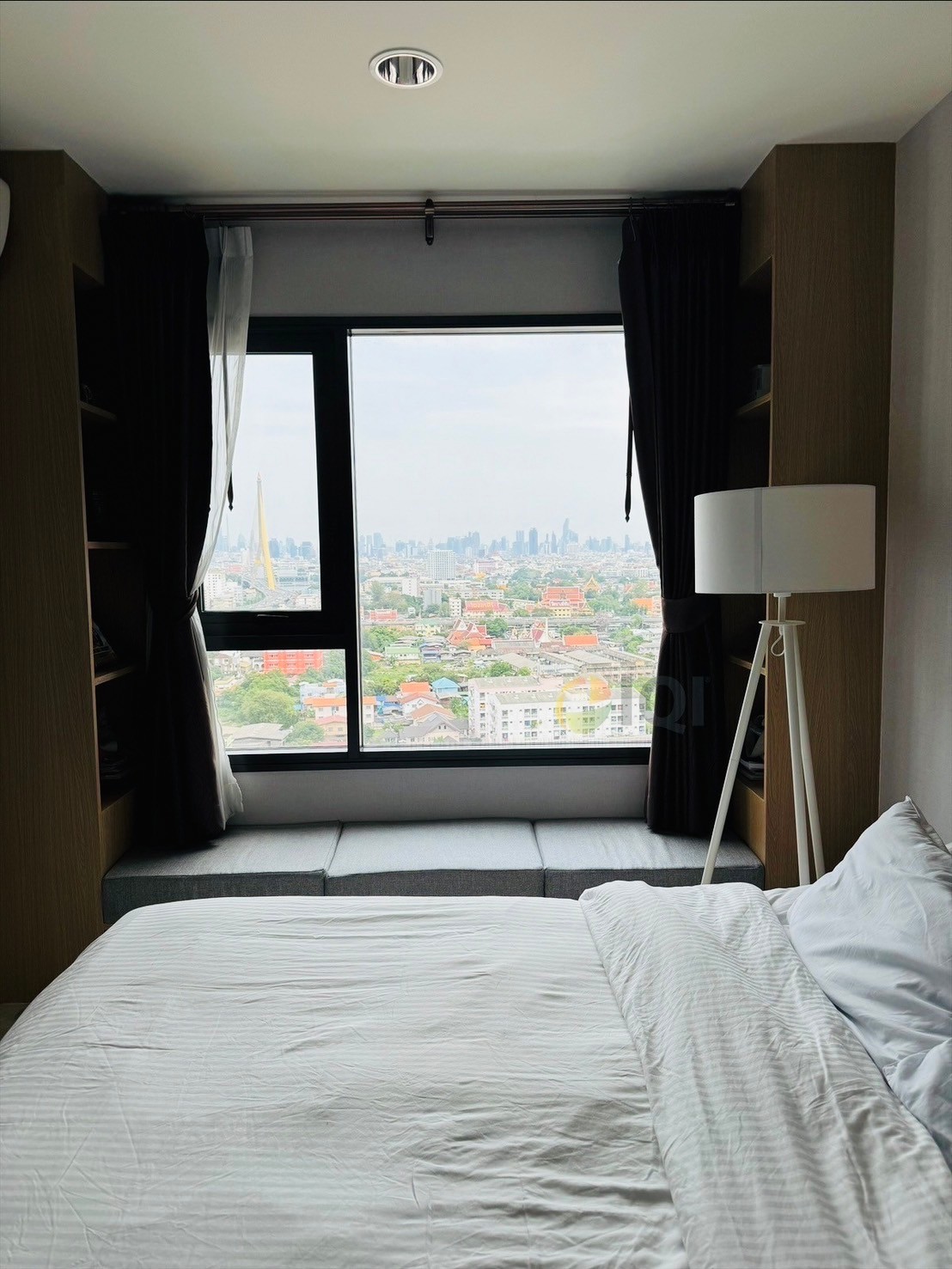 Condo For Sale Life Pinklao image