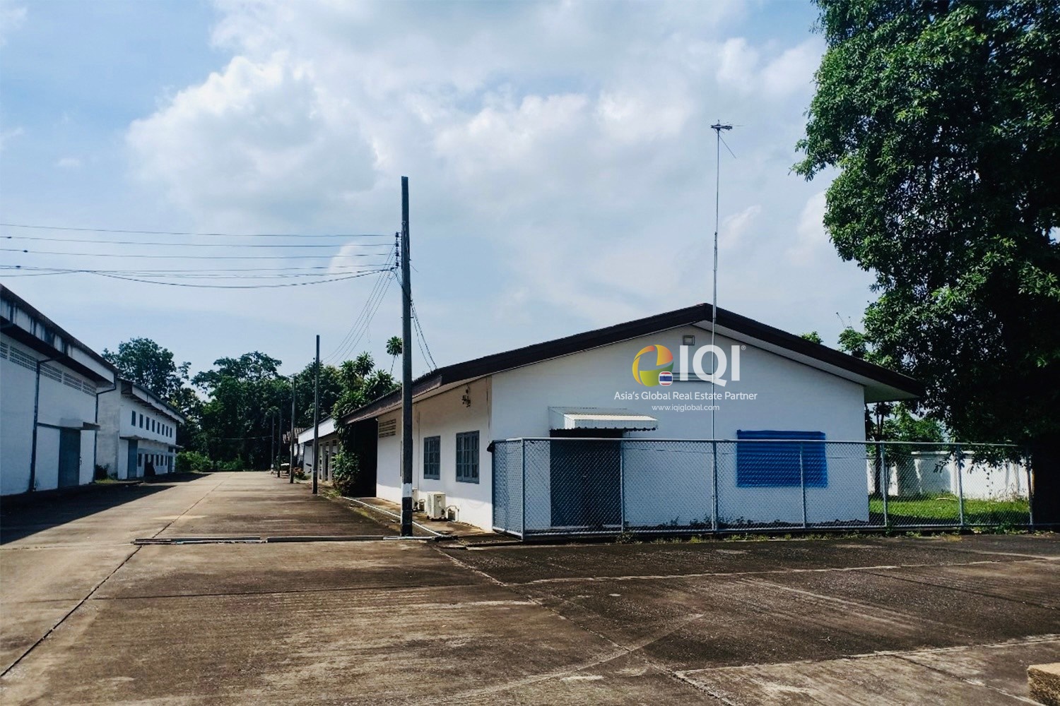 Factory or warehouse for sale, factory or warehouse Si Maha Phot District Prachinburi Province (a purple area) image