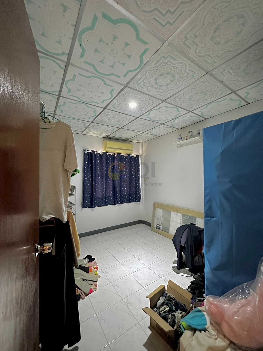 Townhouse for sale Sap Din Thong Theparak Village image