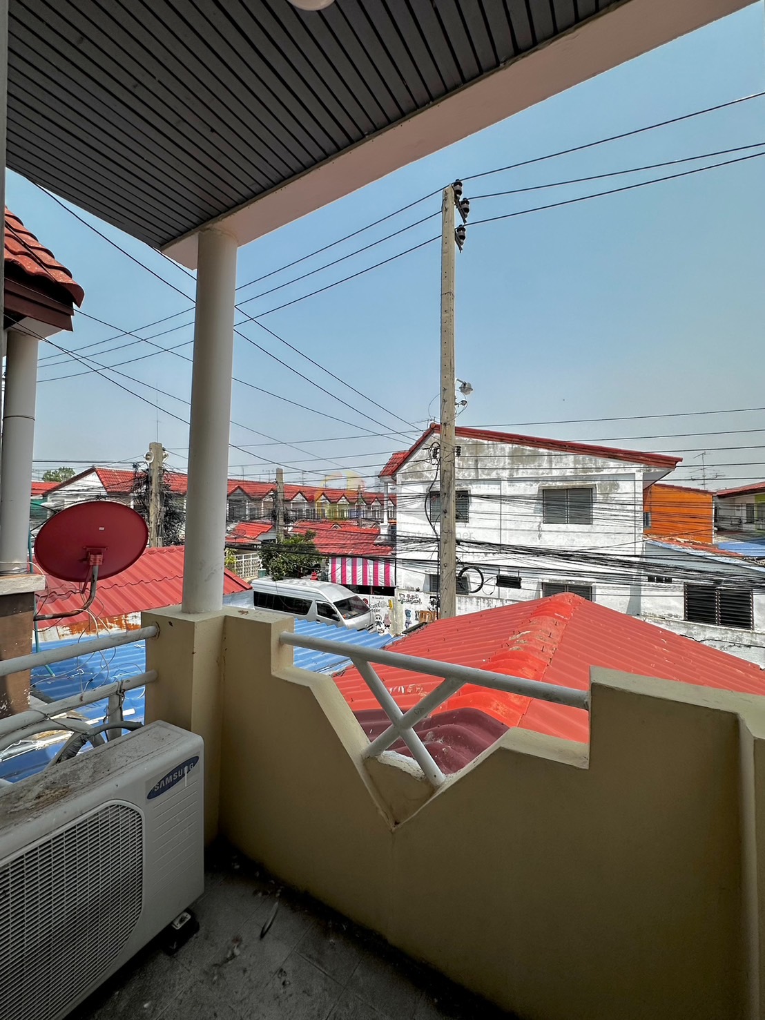 Townhouse for sale Sap Din Thong Theparak Village image