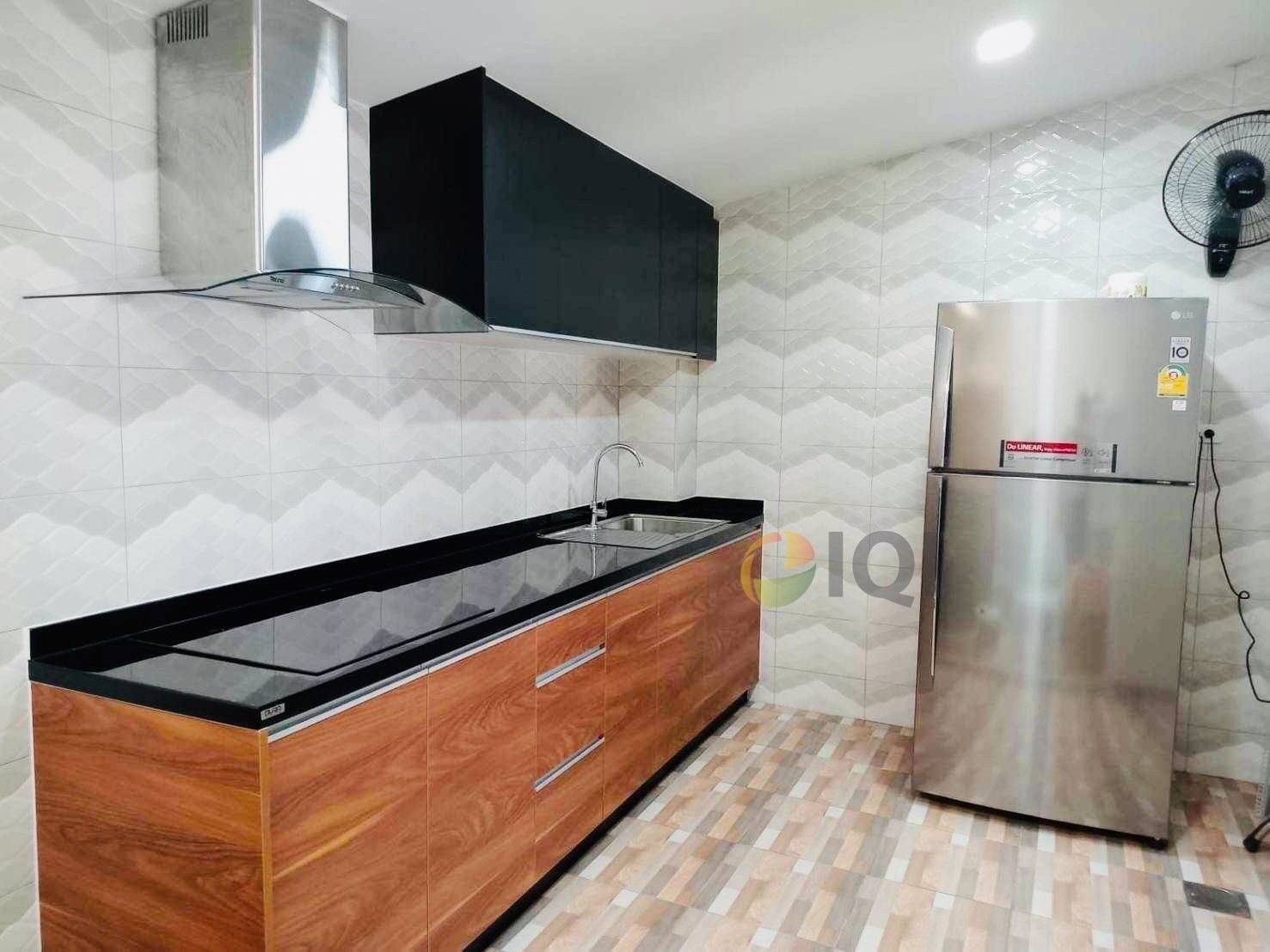 Townhome for sale Golden City Chaengwattana-Muang Thong, Manchester model, English style image