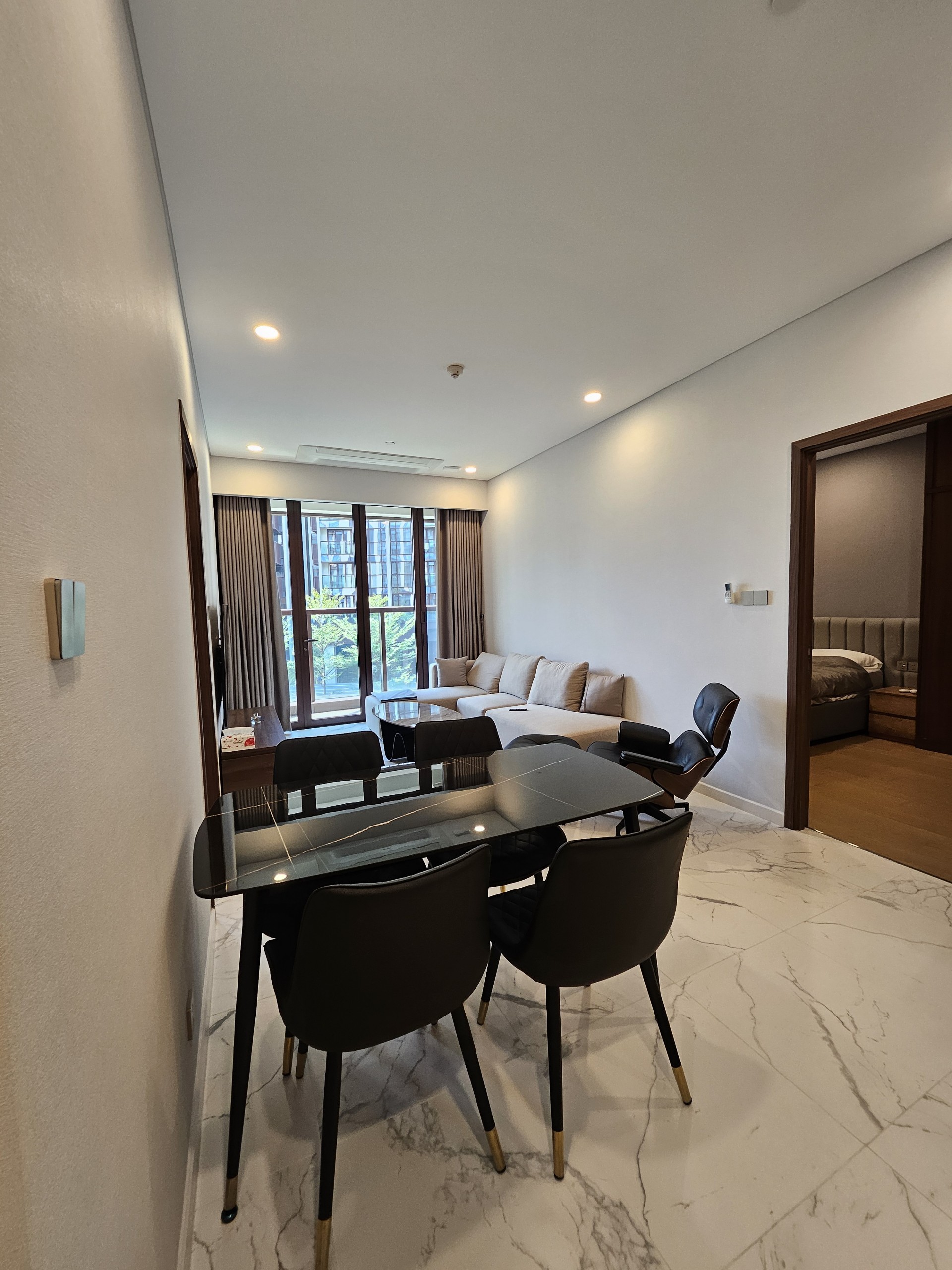 THE METROPOLE THU THIEM, DISTRICT 2, 2 BEDROOMS, FULL FURNISHED image