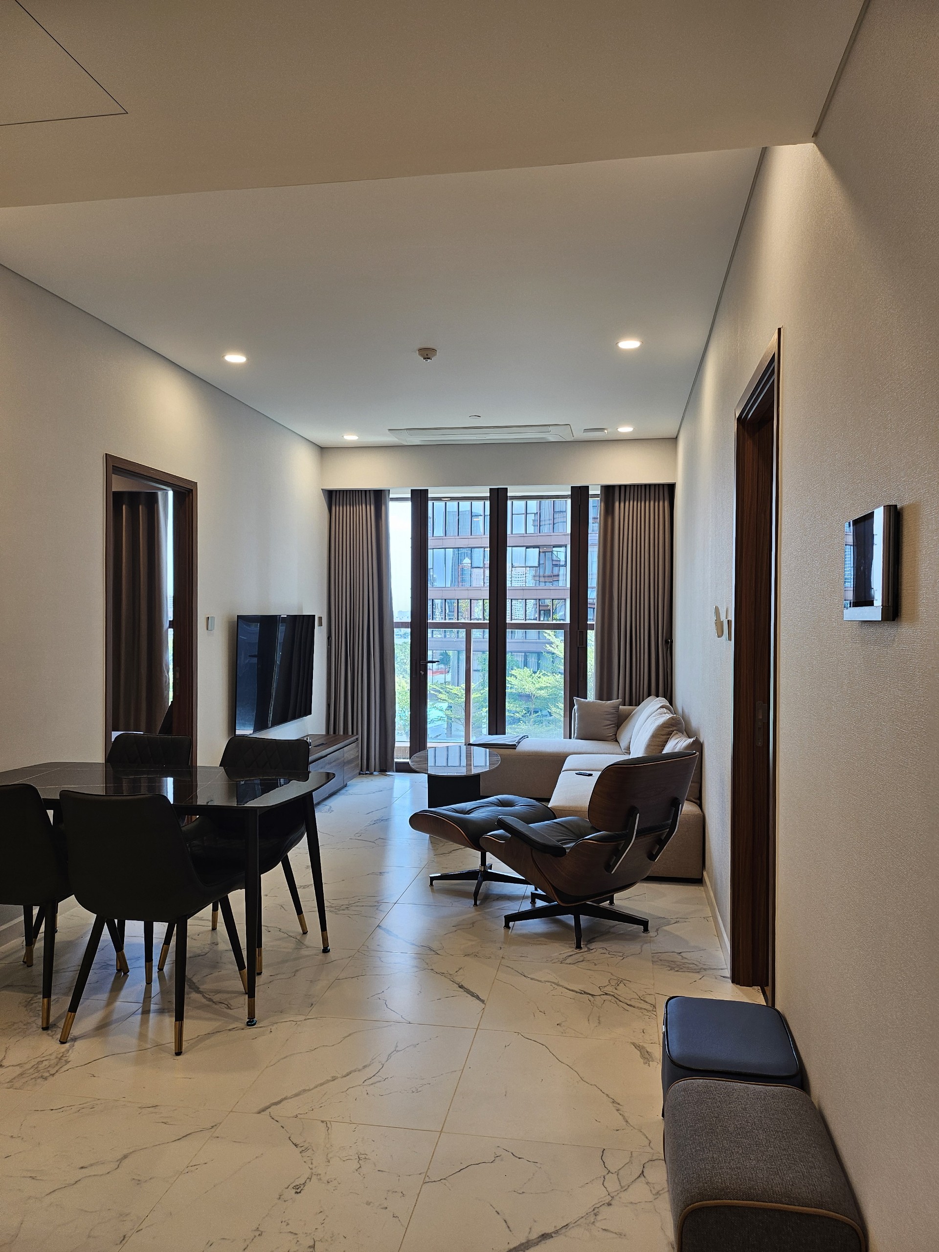 THE METROPOLE THU THIEM, DISTRICT 2, 2 BEDROOMS, FULL FURNISHED image