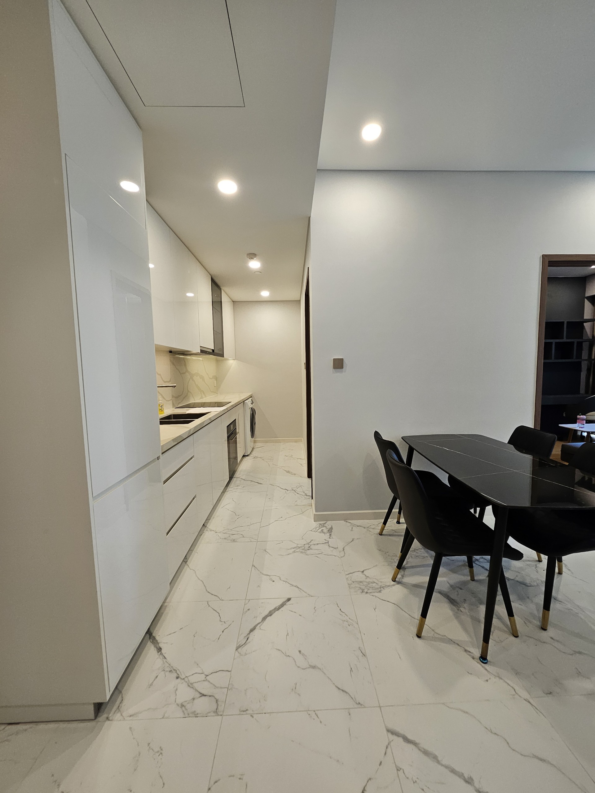 THE METROPOLE THU THIEM, DISTRICT 2, 2 BEDROOMS, FULL FURNISHED image