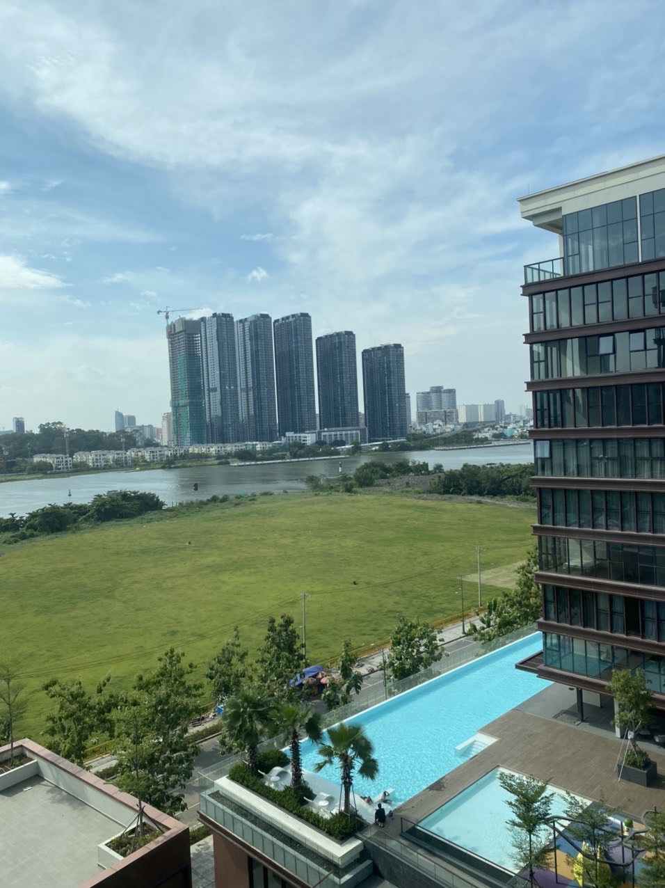 THE METROPOLE THU THIEM, DISTRICT 2 BEDROOMS, UNFURNISHED image