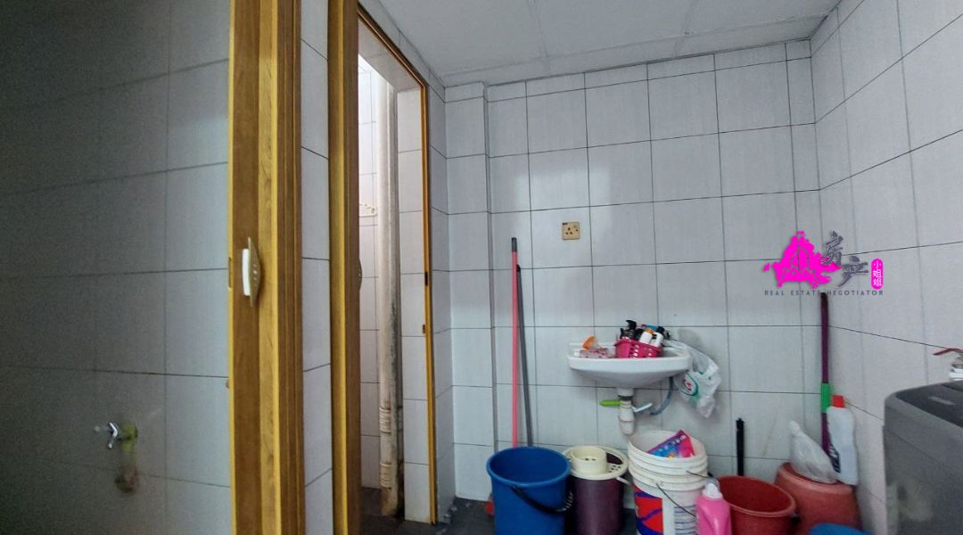 Inanam Business Centre 4 Storey Shop Office Kolombong Likas image