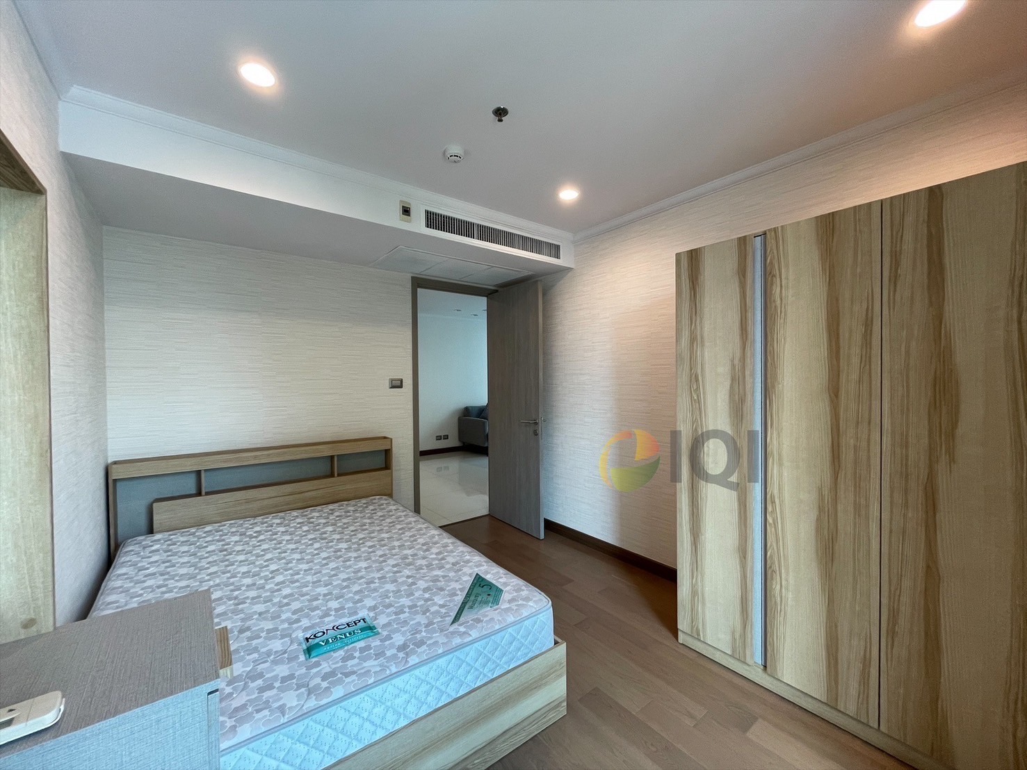 ￼For Sale & For Rent Supalai Oriental Sukhumvit 39  image