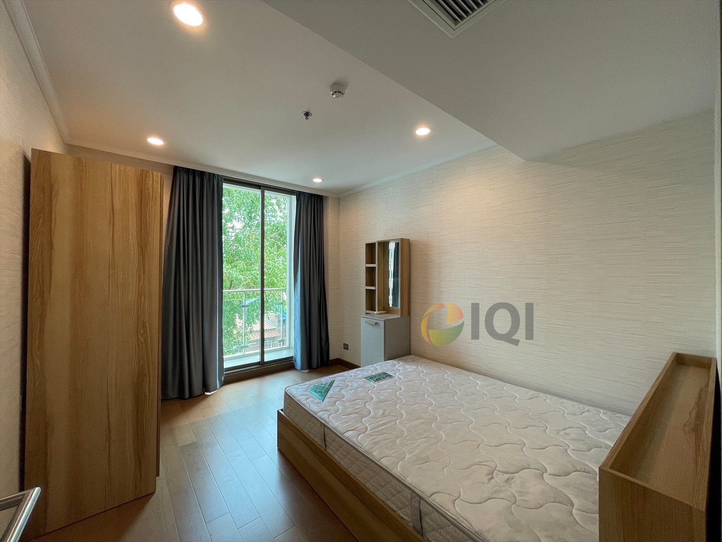 ￼For Sale & For Rent Supalai Oriental Sukhumvit 39  image