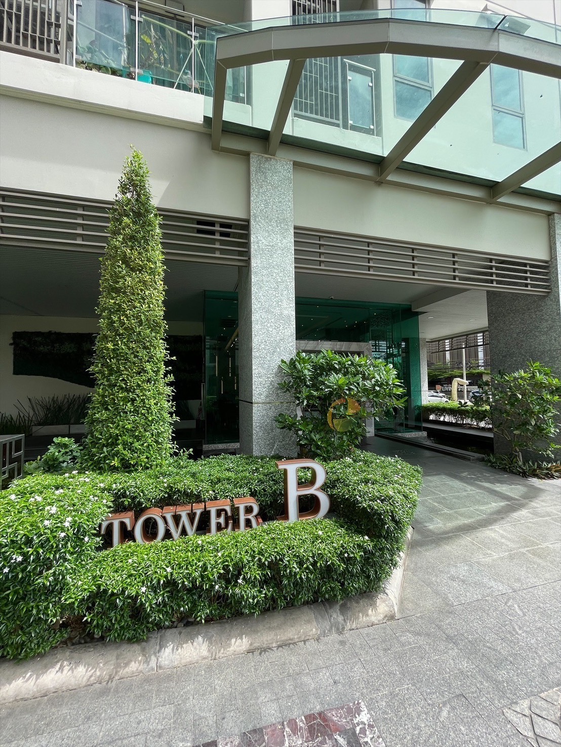 ￼For Sale & For Rent Supalai Oriental Sukhumvit 39  image