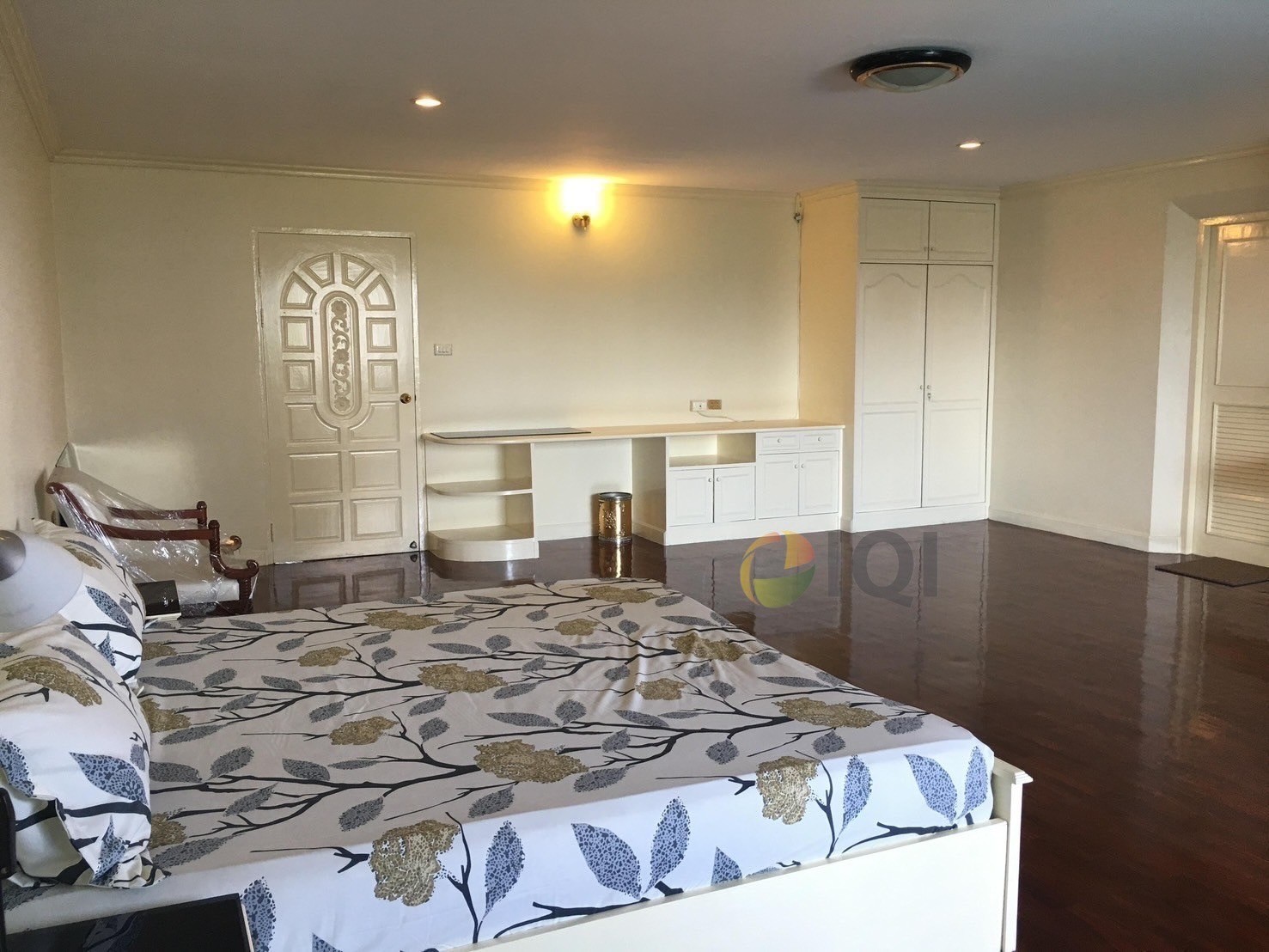 For Sale Oriental Towers Condominium Ekamai Soi 12 image