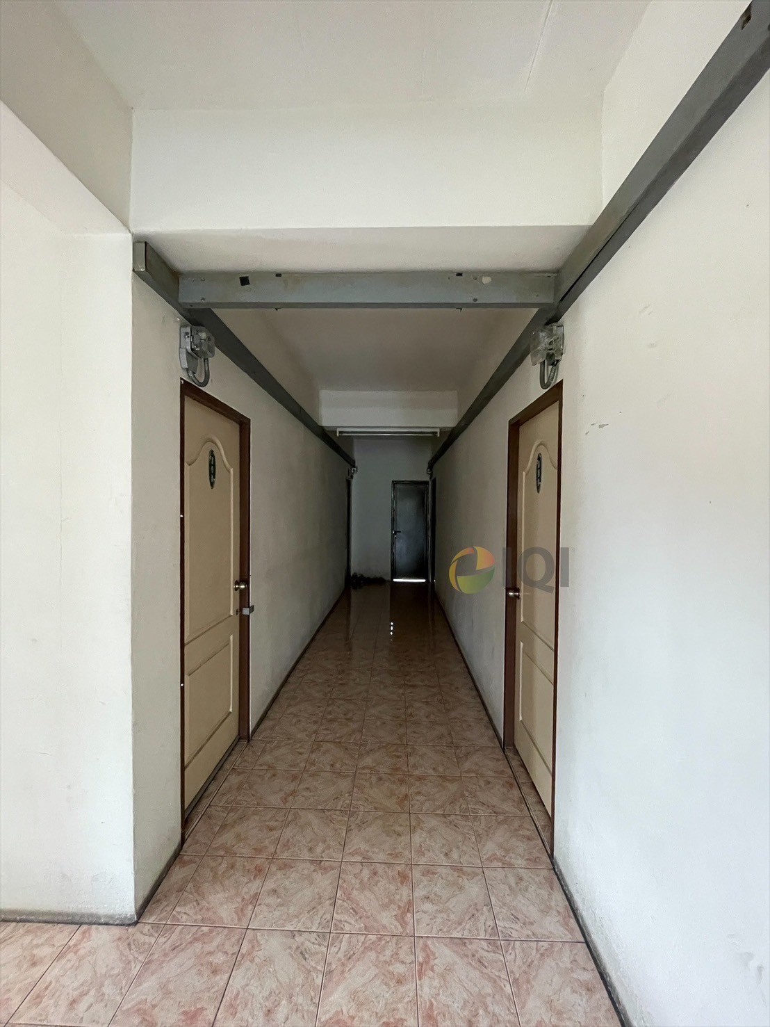 Apartment in Soi Bearing, 4 floors, Sukhumvit Road 107 image