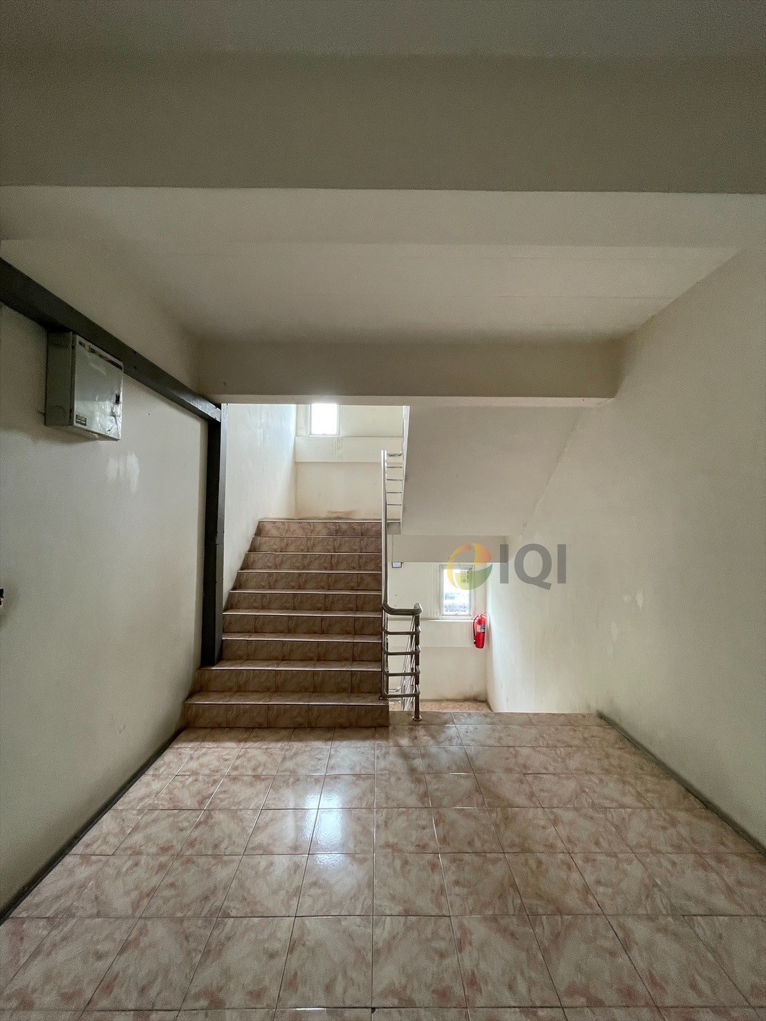 Apartment in Soi Bearing, 4 floors, Sukhumvit Road 107 image