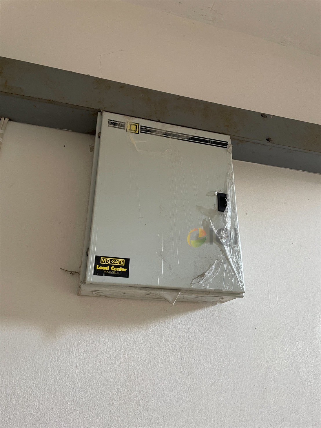 Apartment in Soi Bearing, 4 floors, Sukhumvit Road 107 image