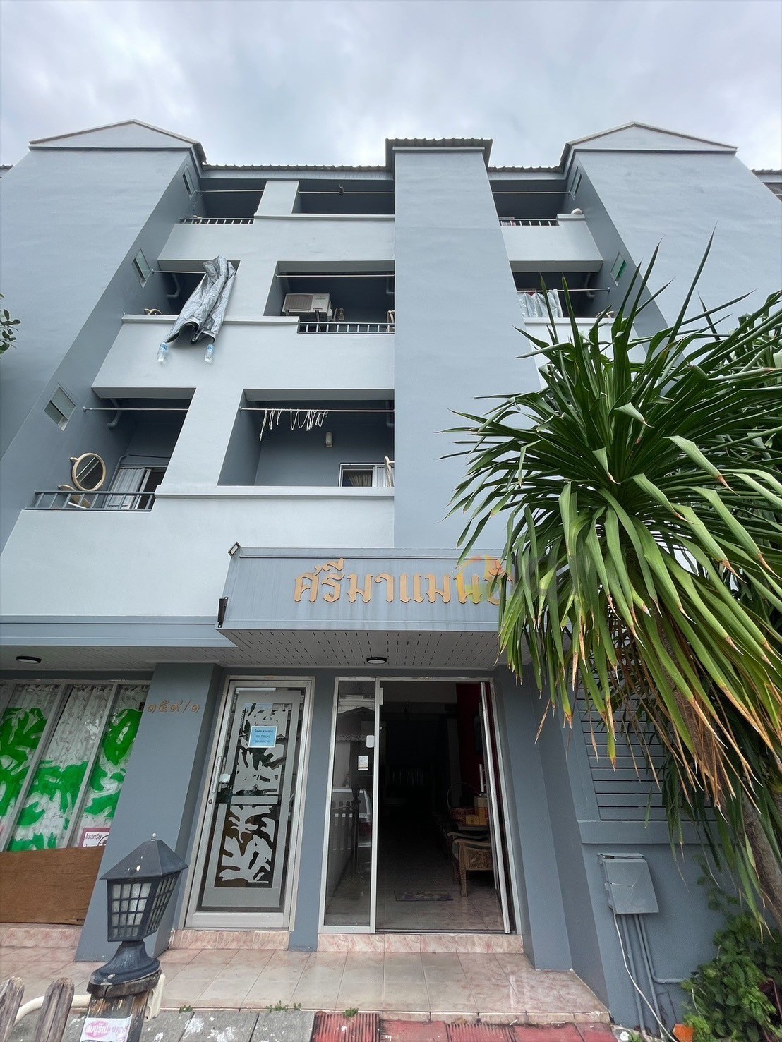 Apartment in Soi Bearing, 4 floors, Sukhumvit Road 107 image