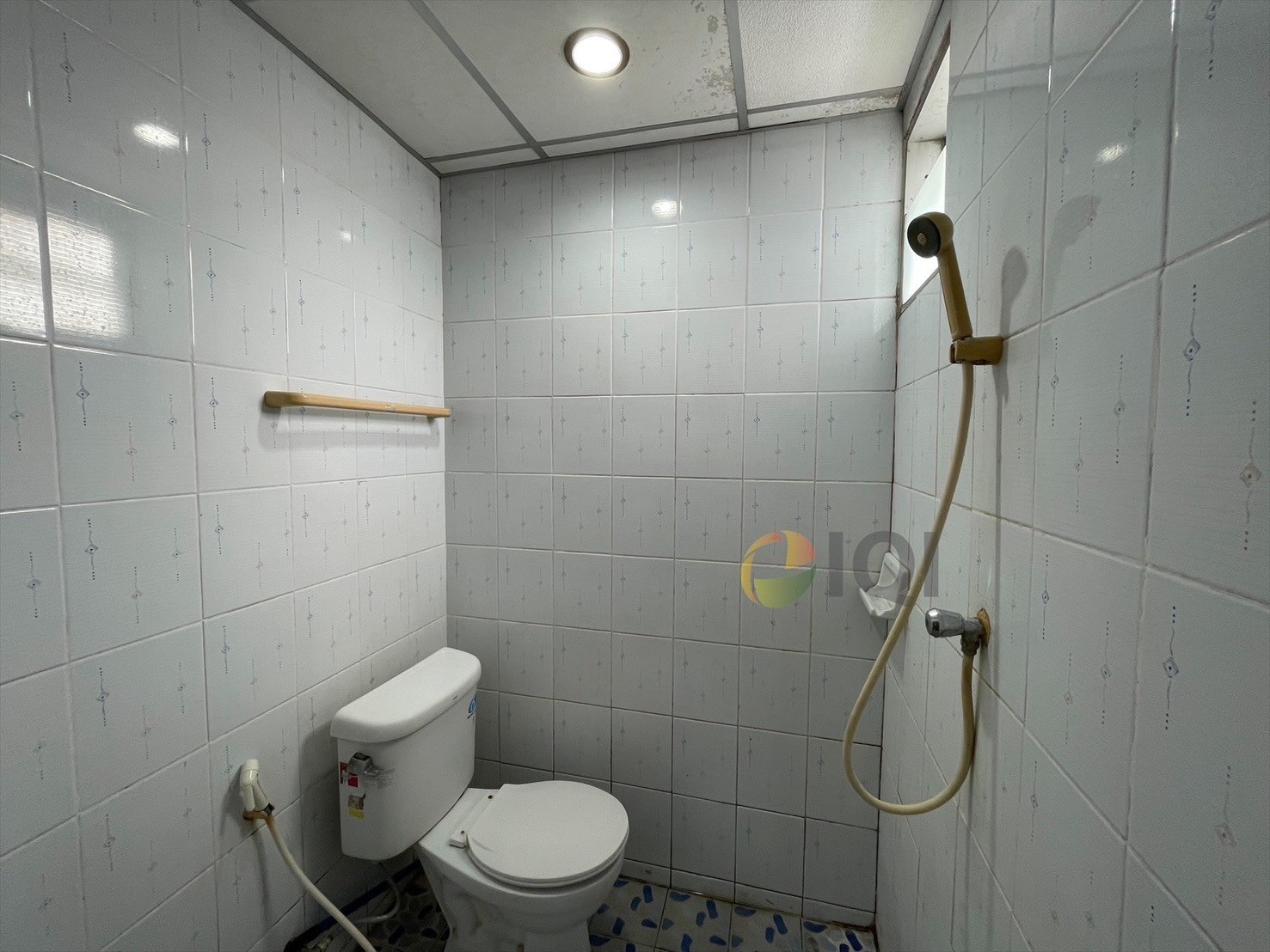 Apartment in Soi Bearing, 4 floors, Sukhumvit Road 107 image