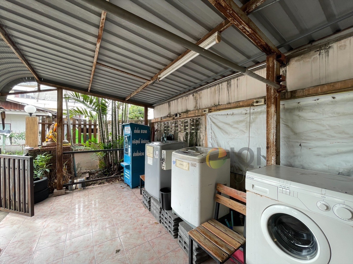 Apartment in Soi Bearing, 4 floors, Sukhumvit Road 107 image