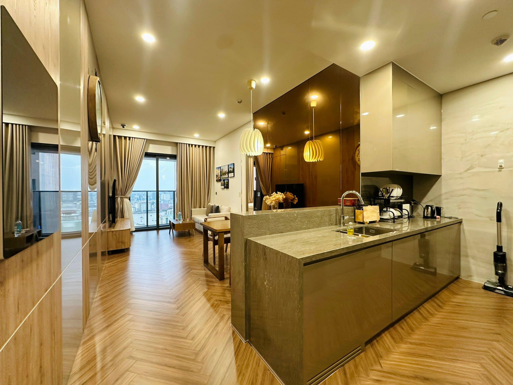 The Marq, District 1, 1 Bedroom, Full Furnished image