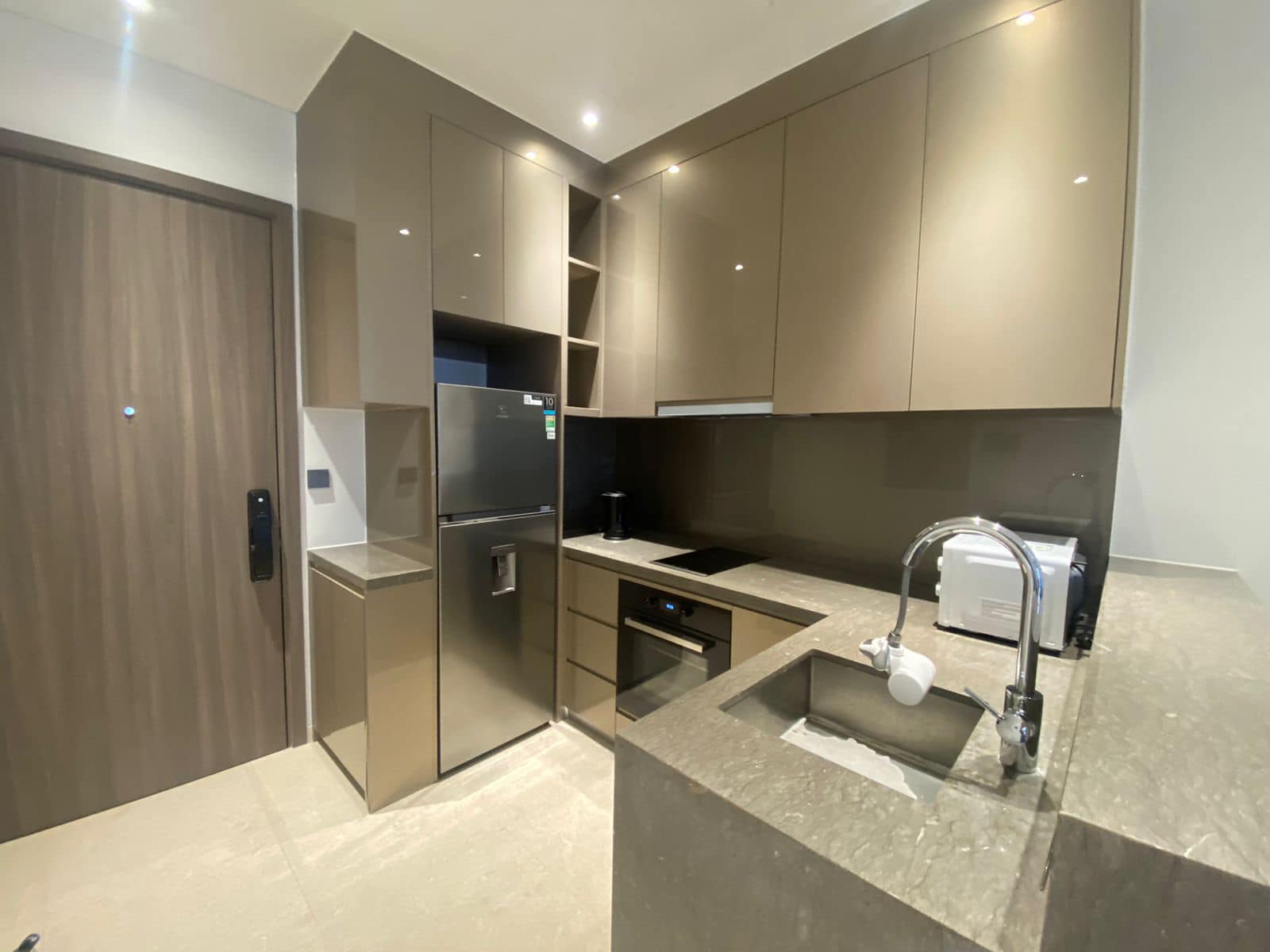 THE MARQ, DISTRICT 1, 1 BEDROOM, FULLY FURNISHED image