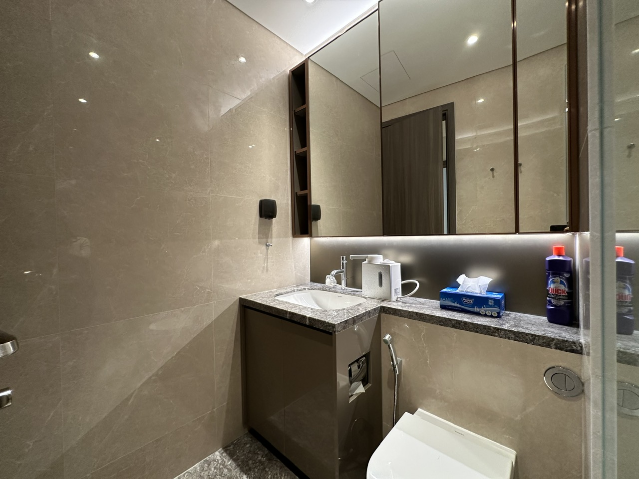 THE MARQ, DISTRICT 1, 1 BEDROOM, FULLY FURNISHED image