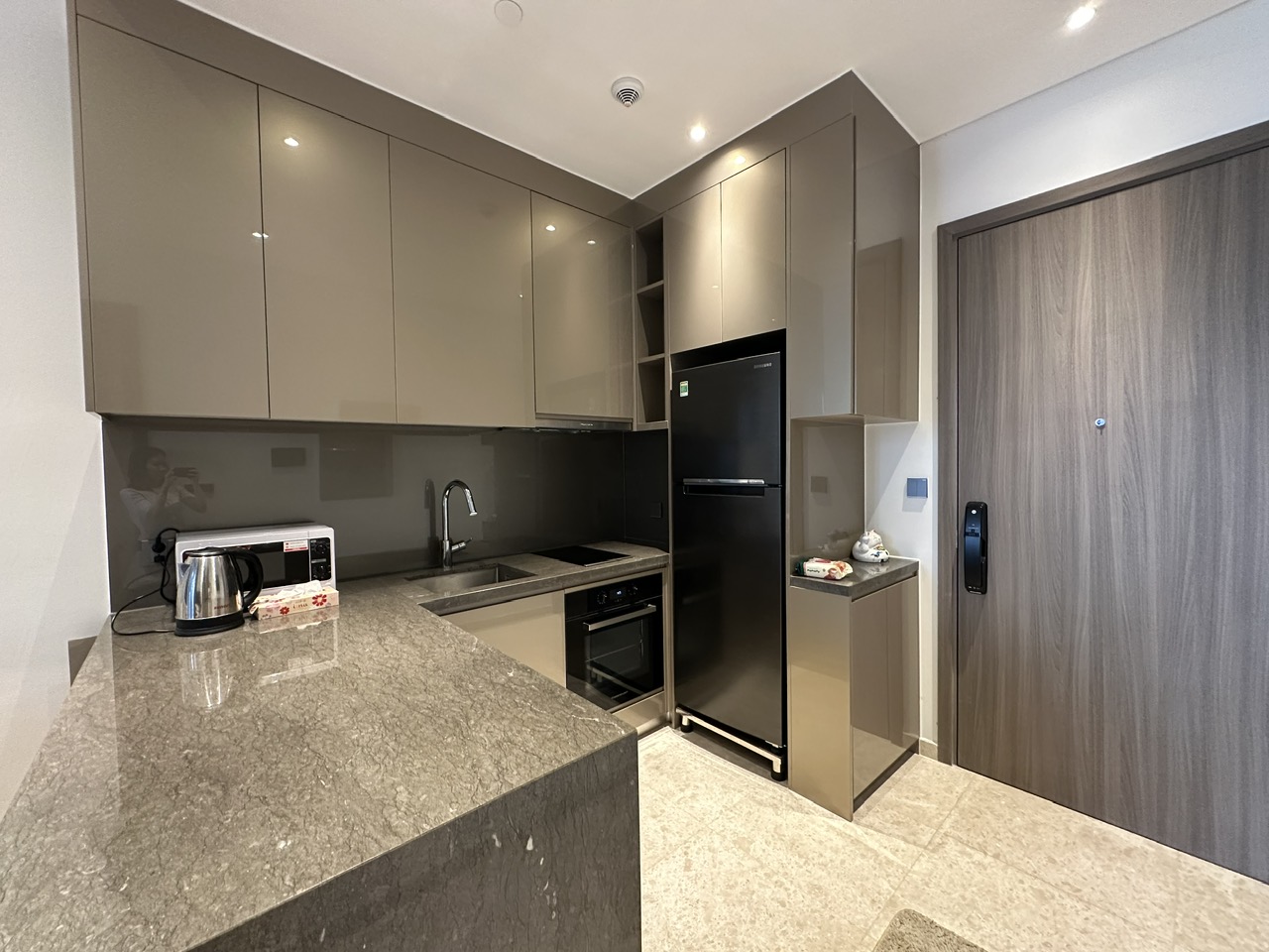 THE MARQ, DISTRICT 1, 1 BEDROOM, FULLY FURNISHED image