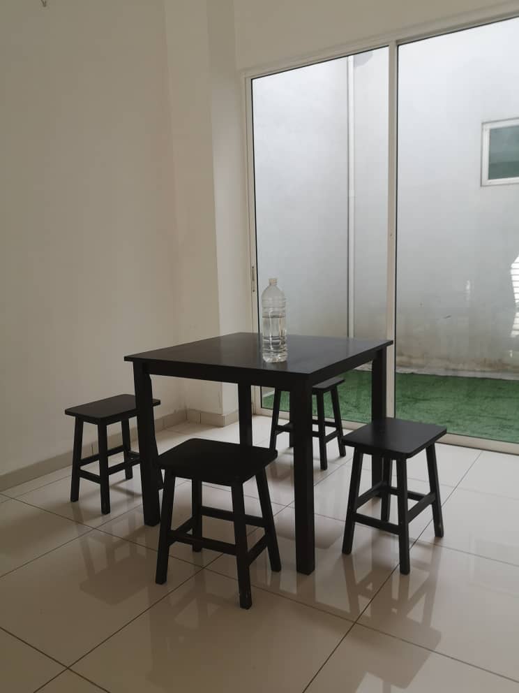 UKM | KAJANG 2| MATURED AREA| 4 LARGE ROOM | NADAYU92 | KAJANG image