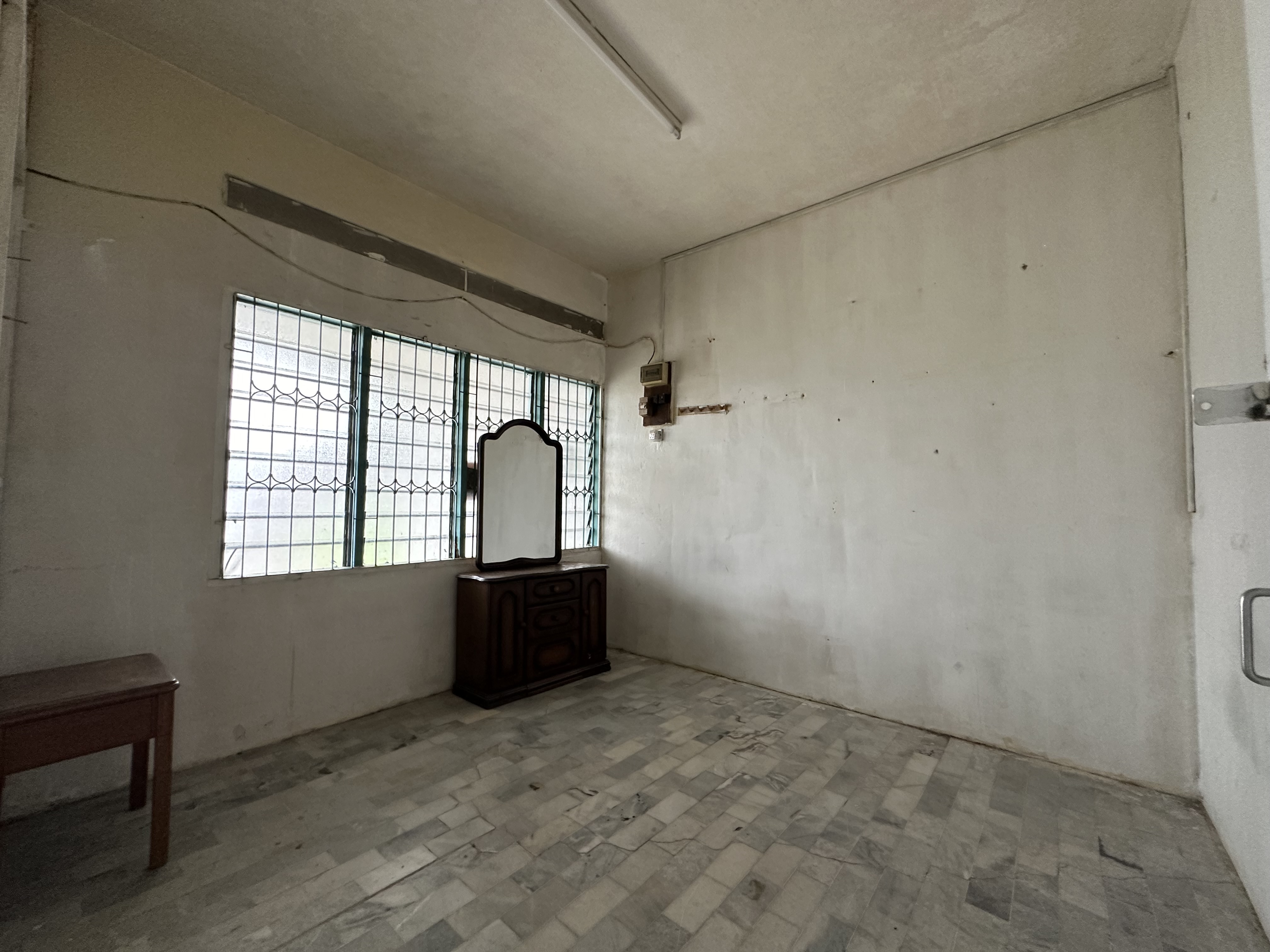 Taman Sri Bahagia Tampoi Double Storey Corner Lot for Sale image