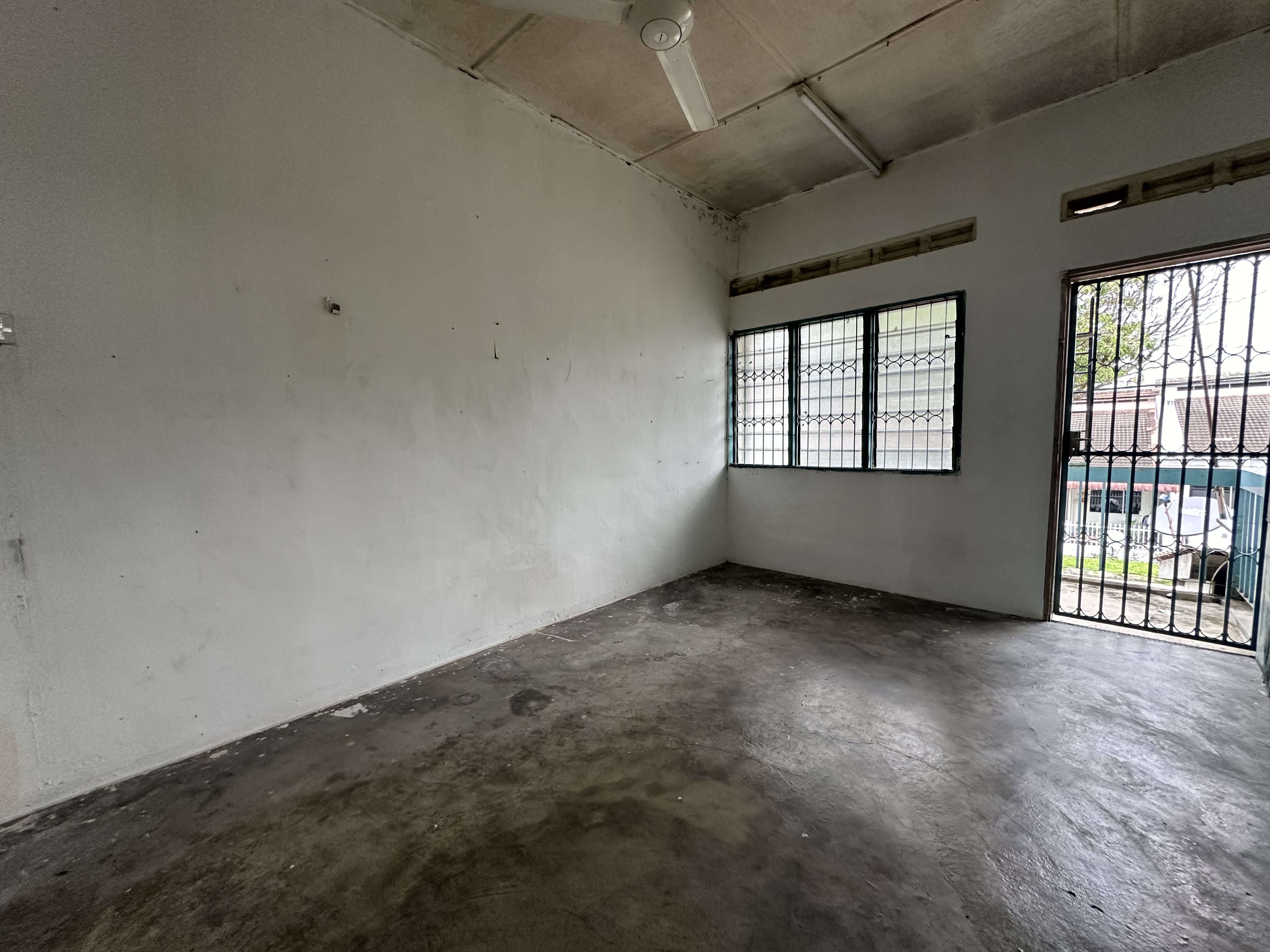Taman Sri Bahagia Tampoi Double Storey Corner Lot for Sale image