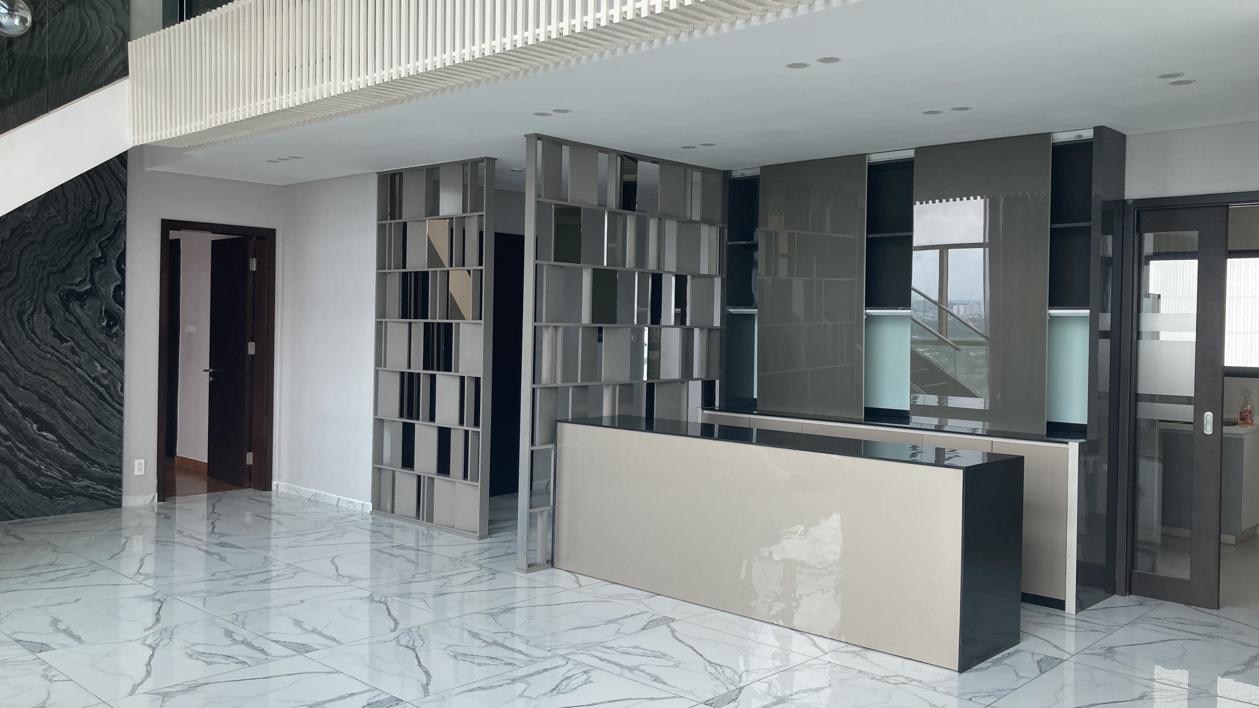 THE MARQ, DISTRICT 1, 4 BEDROOMS +1, FULLY FURNISHED image