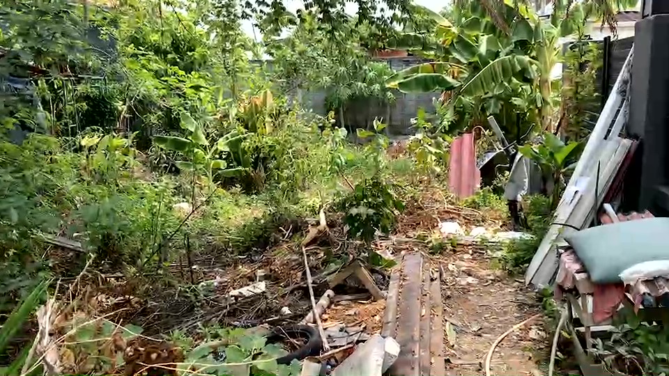  Land for sale in Don Mueang, size 50 square wah, Soi Saranakom 25, Intersection 3 (Soi Muban Pincharoen 1), suitable for building a house, cafe, and more. image