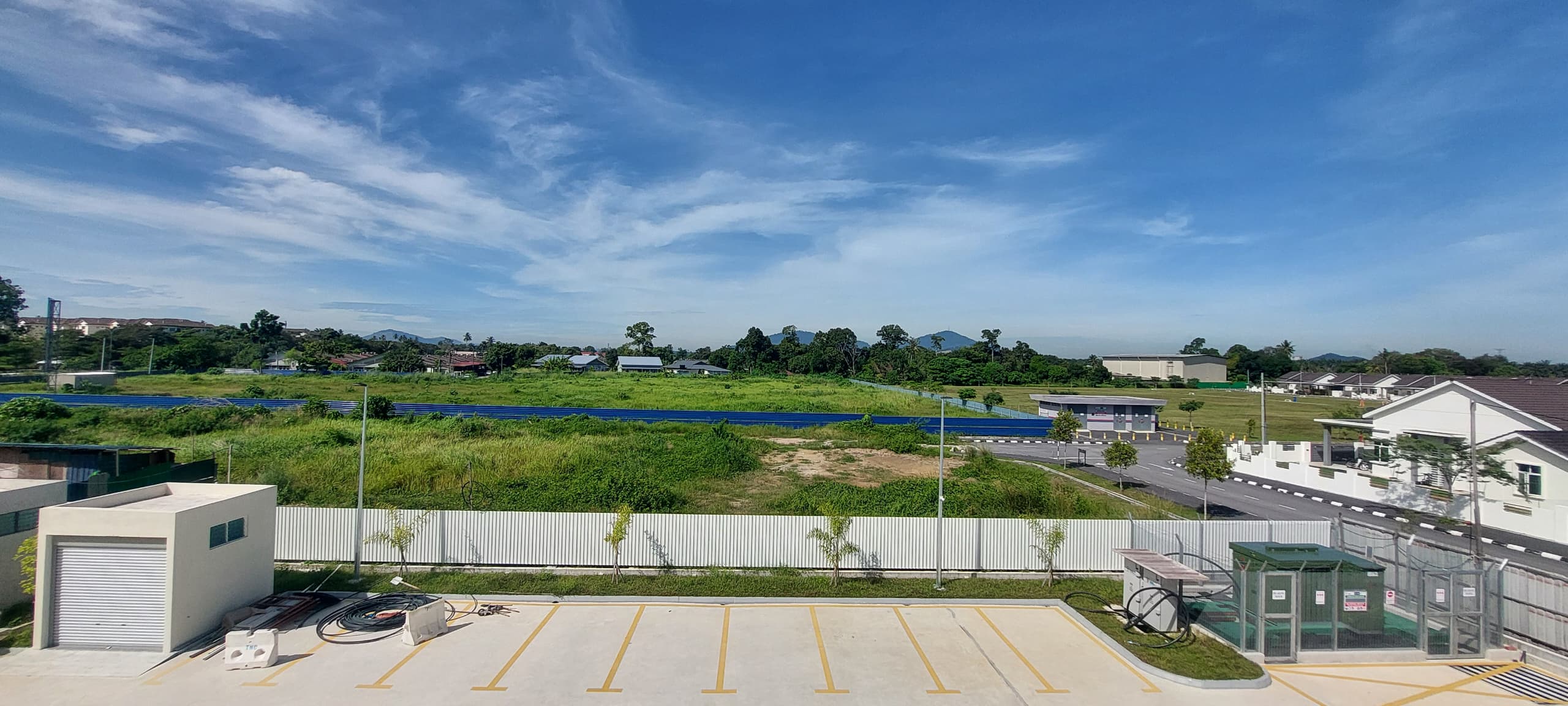 Commercial Drive Thru Shop for Rent@ QSR Lunas Kedah  image