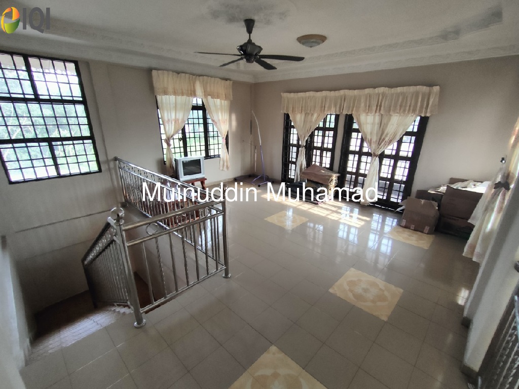 Banglo Batu 11 Lekir Perak image