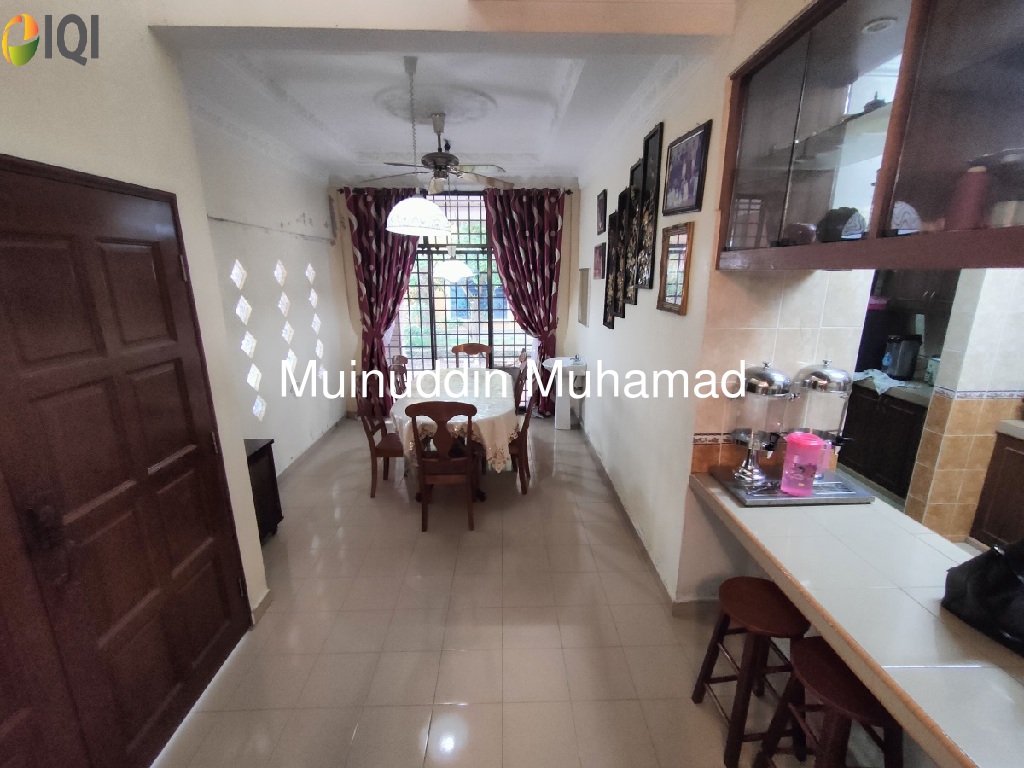 Banglo Batu 11 Lekir Perak image