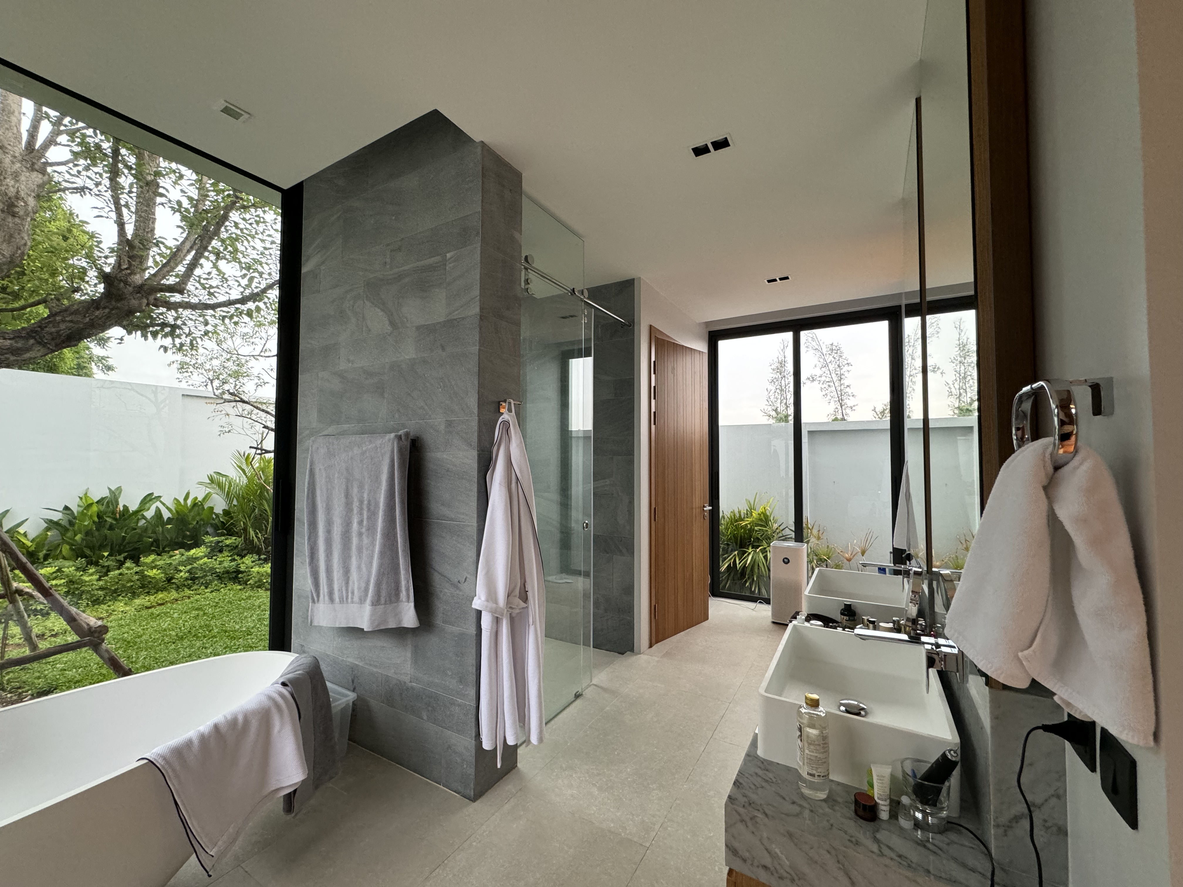 SUP70424🌿Luxury Botanica Foresta Villa 5BR For Sale🌿  image