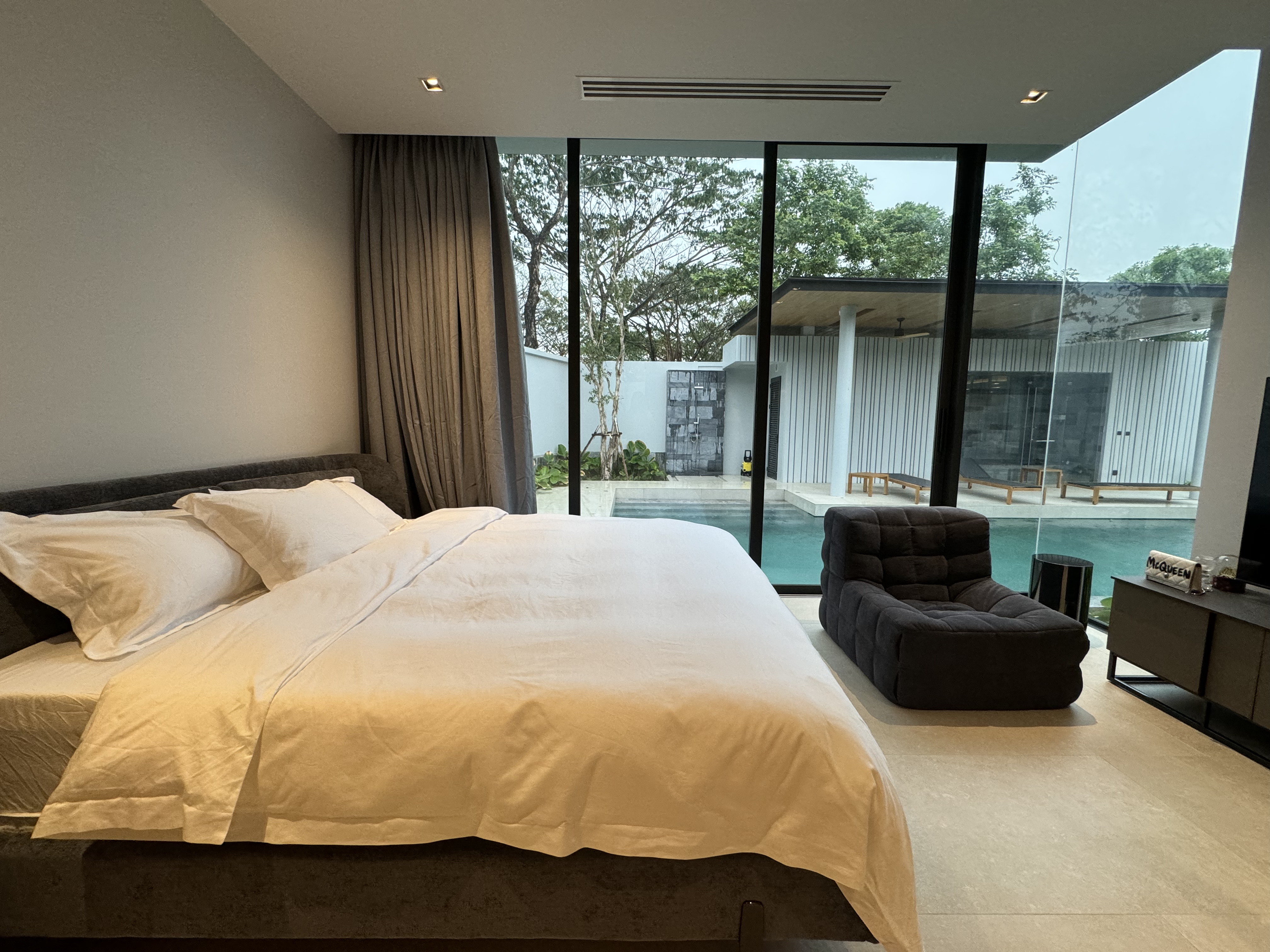 SUP70424🌿Luxury Botanica Foresta Villa 5BR For Sale🌿  image