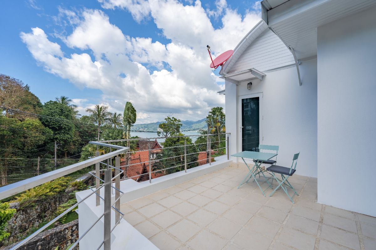 SUP70624 🏠 White Villa Patong, 4 Bedroom , Seeview Patong Beach  image