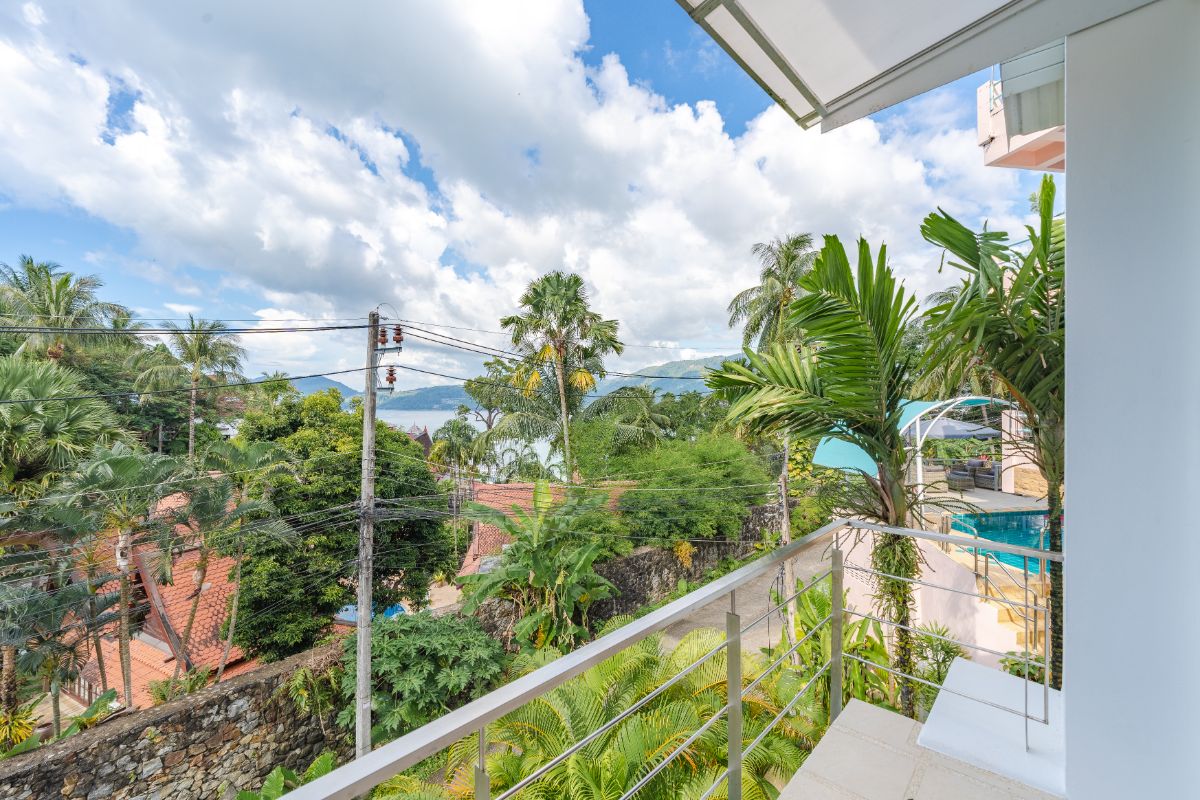 SUP70624 🏠 White Villa Patong, 4 Bedroom , Seeview Patong Beach  image