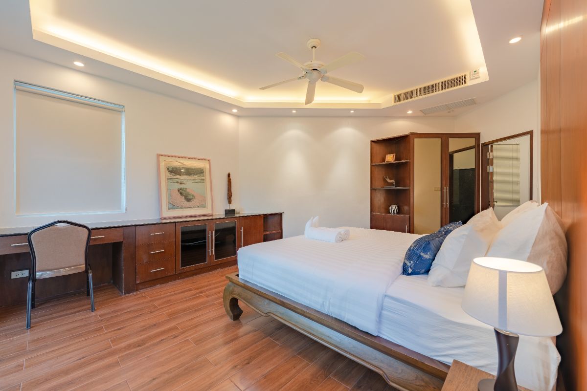 SUP70624 🏠 White Villa Patong, 4 Bedroom , Seeview Patong Beach  image