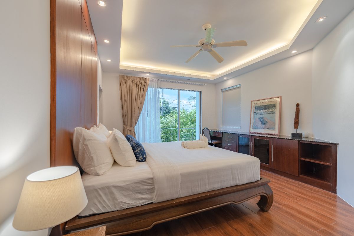 SUP70624 🏠 White Villa Patong, 4 Bedroom , Seeview Patong Beach  image