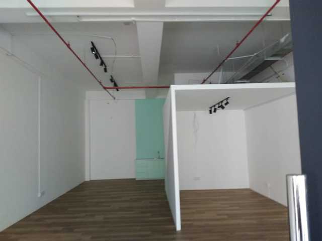 Elit Avenue shoplots image